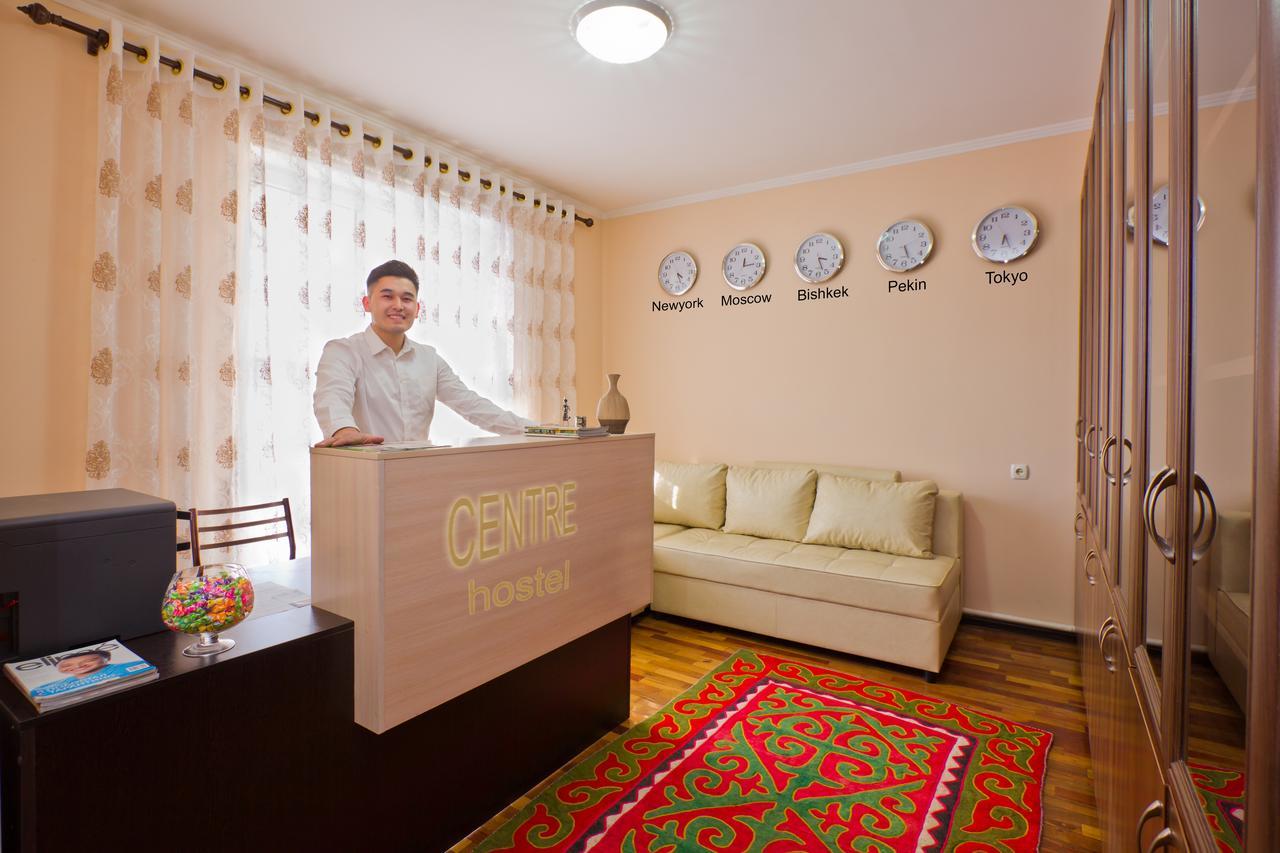 Centre Hostel ビシュケク エクステリア 写真