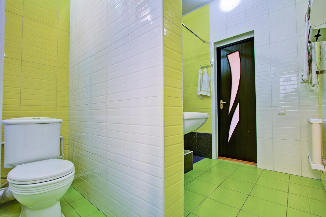 Centre Hostel ビシュケク エクステリア 写真